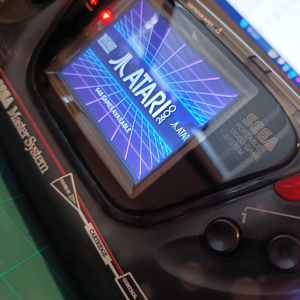 Zega Mame Gear Plus - портативная игровая консоль